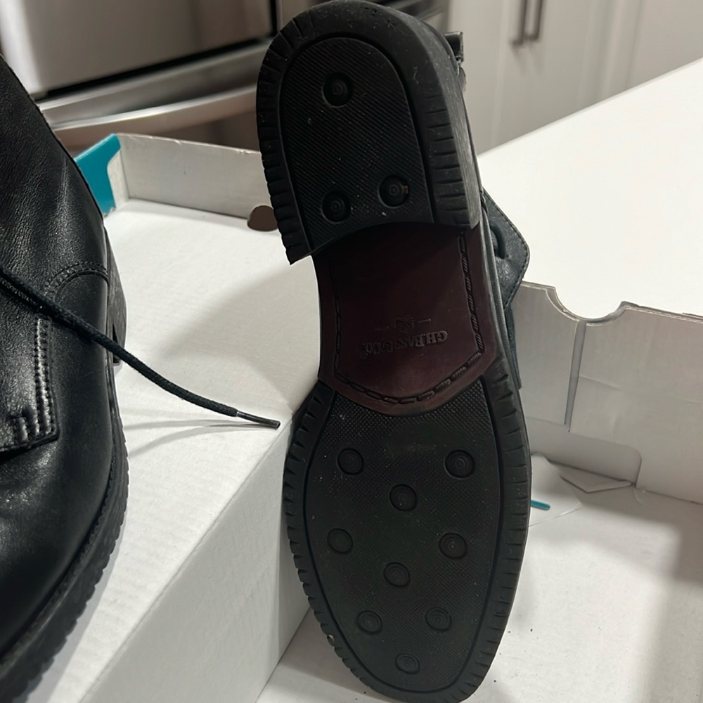 Ankle length leather boots